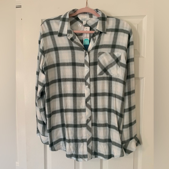 Market & Spruce Tops - Market & Spruce Olive Green and White Woven Flannel Top